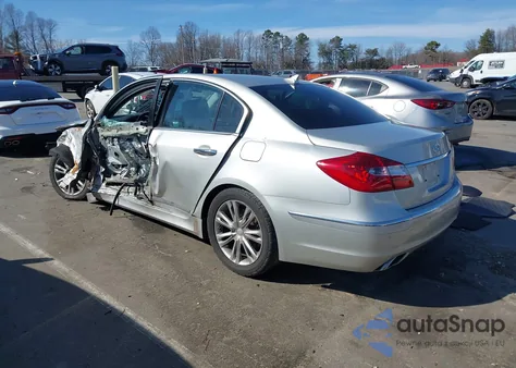 2012 Hyundai Genesis 4.6 z USA, uszkodzony, nr VIN KMHGC4DF3CU171491